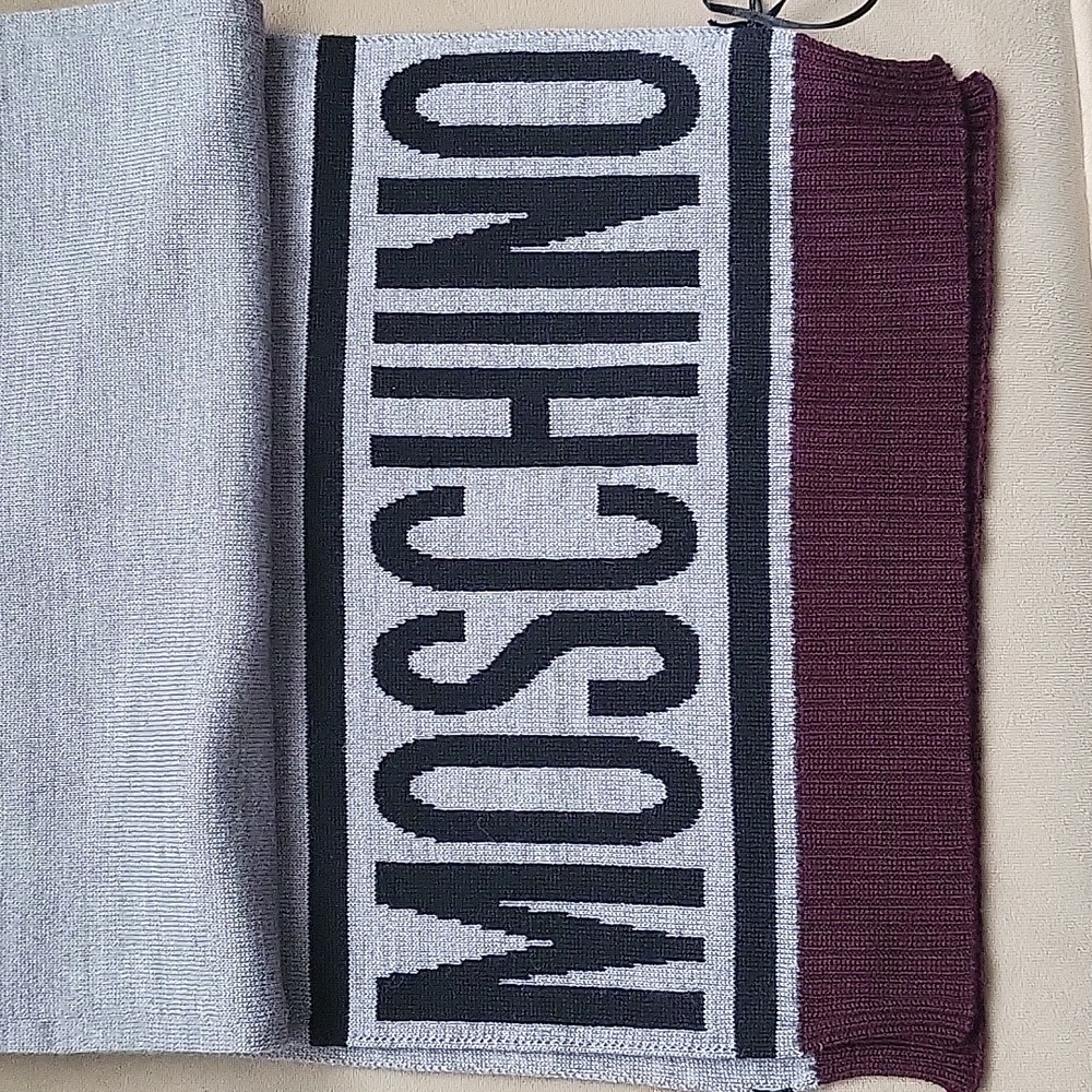 Cashmere New Moschino Scarf